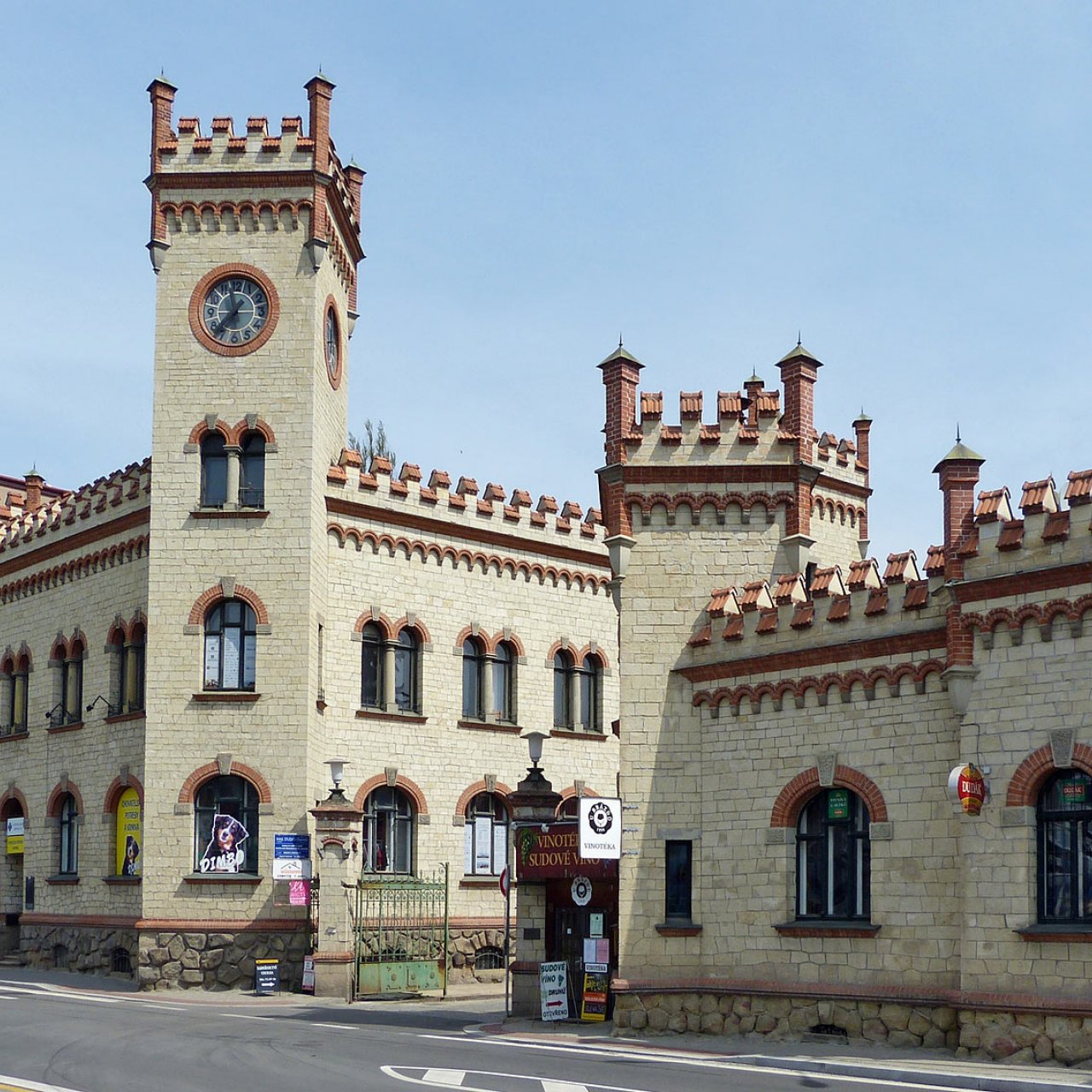 Správní budova bývalé firmy Ježek