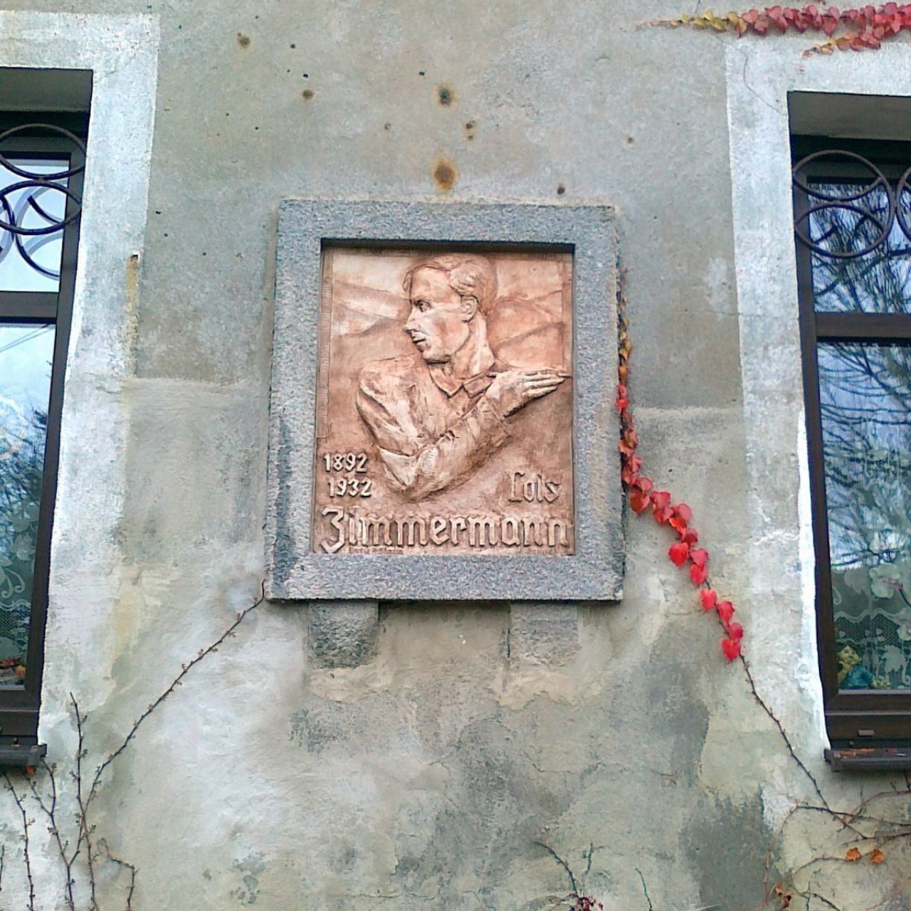 Pamětní deska Loise Zimmermanna.