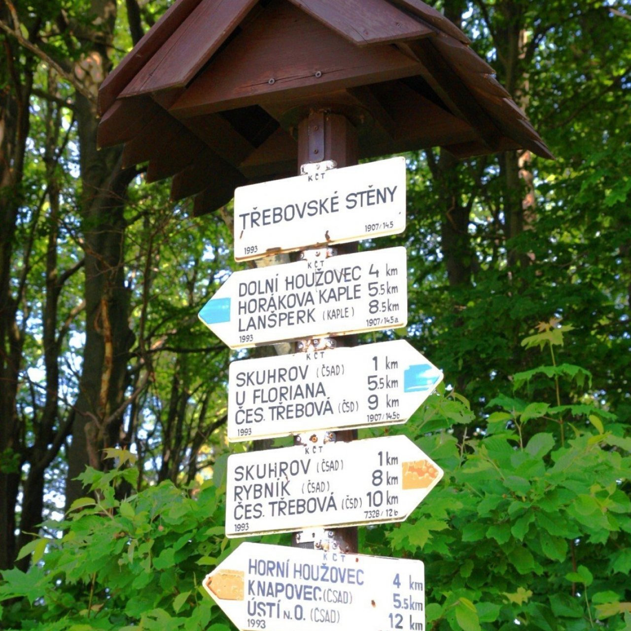 Turistické rozcestí Třebovské stěny