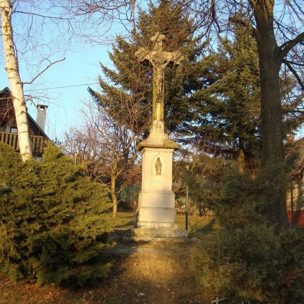 Křivá-kamenný kříž