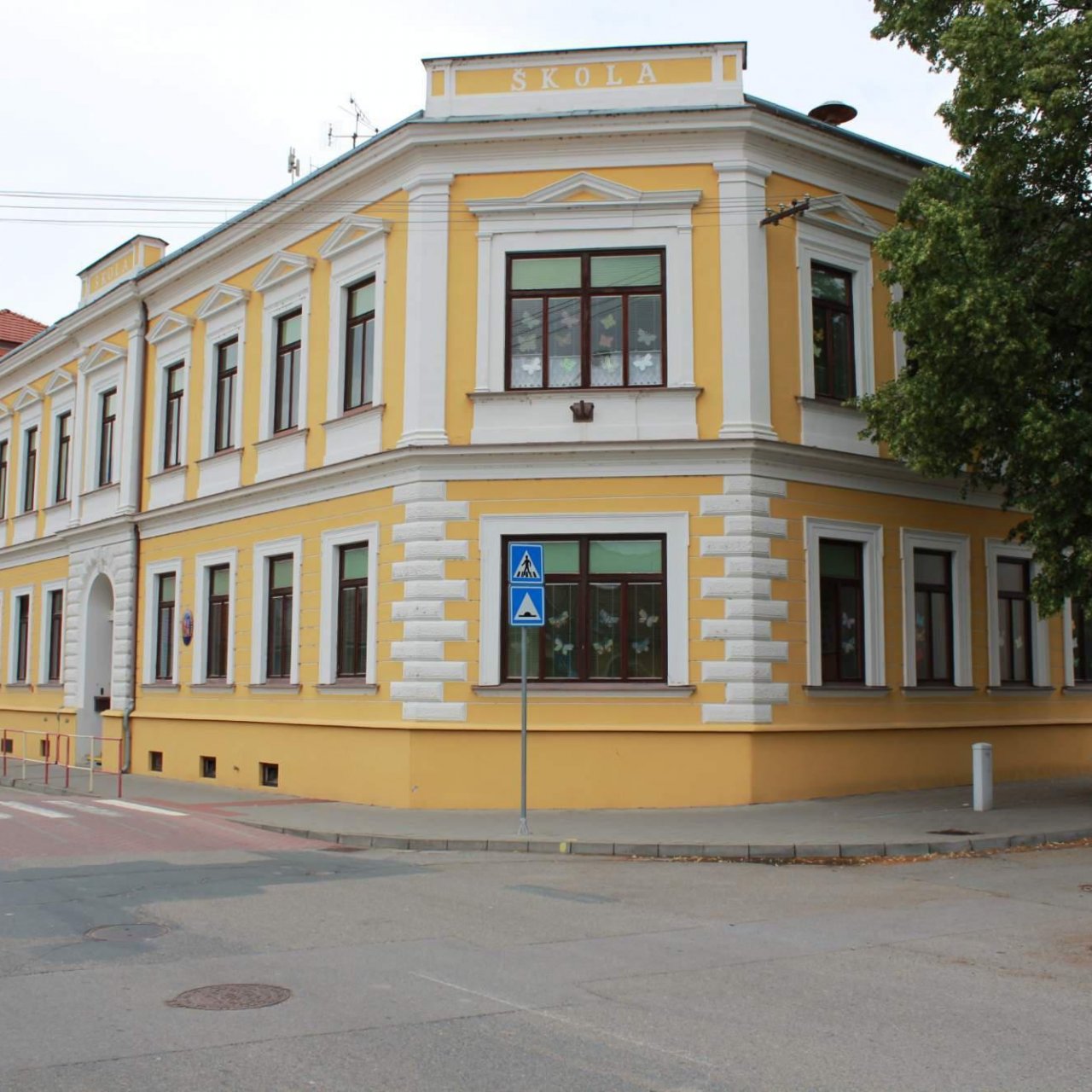 Obrázek - Základnà škola