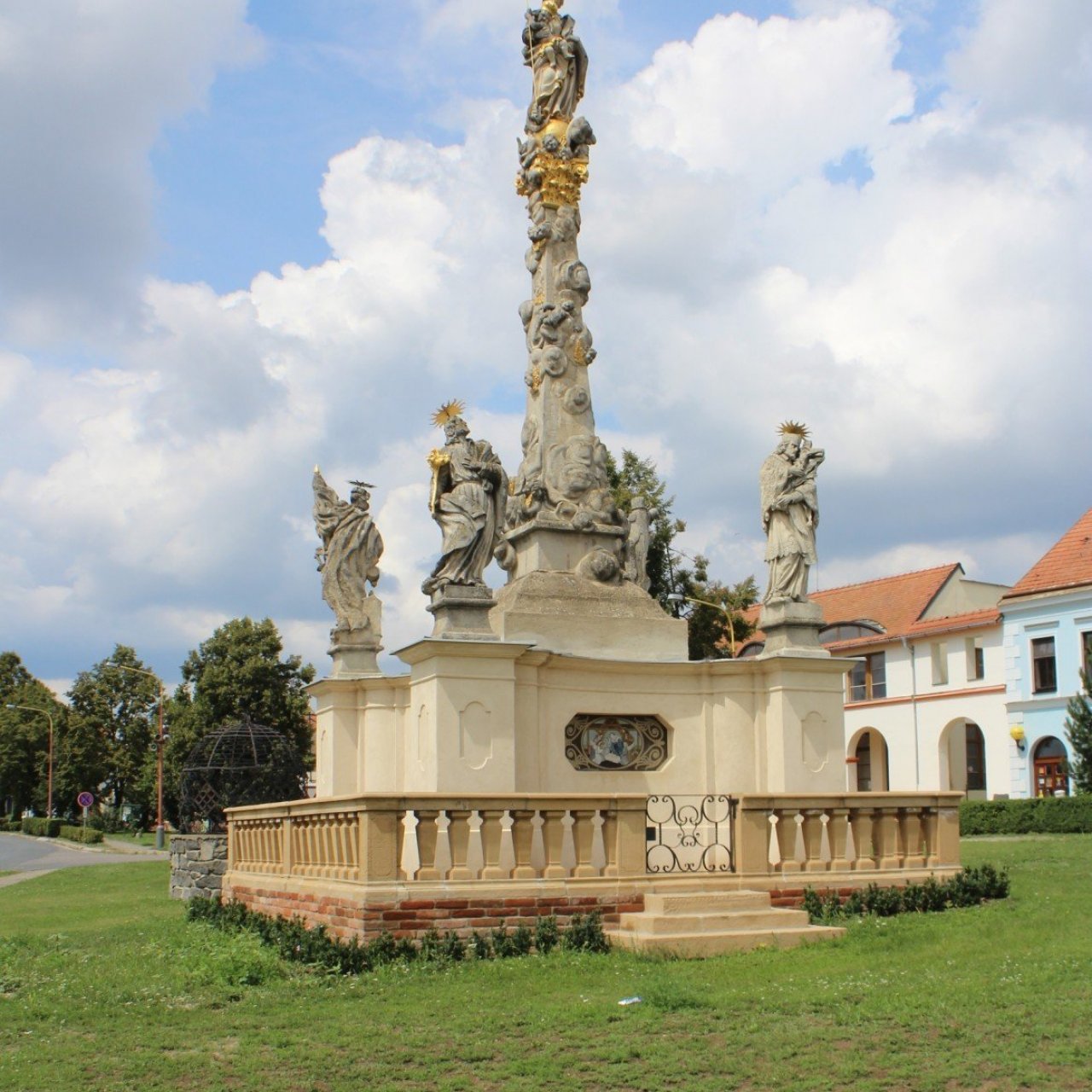 Drnholec - mariánský sloup