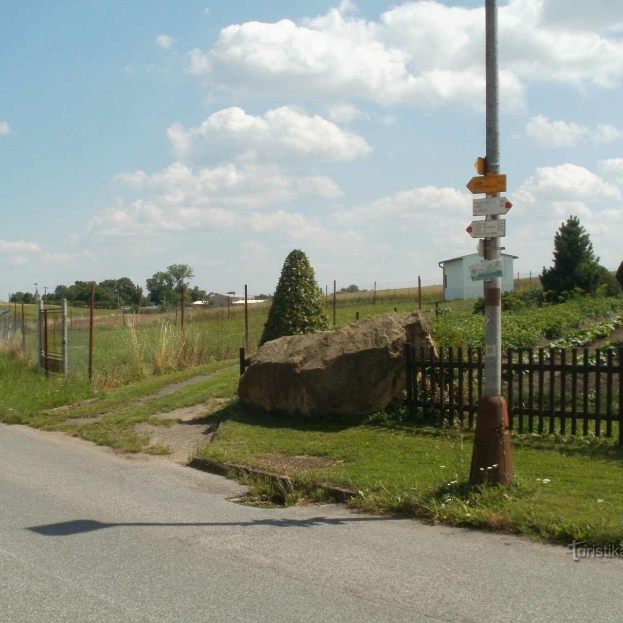 turistické rozcestí Holín