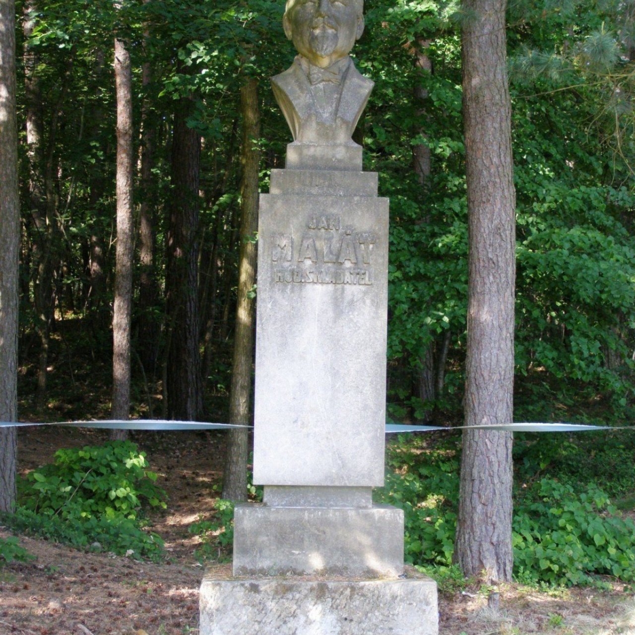 Malátův pomník