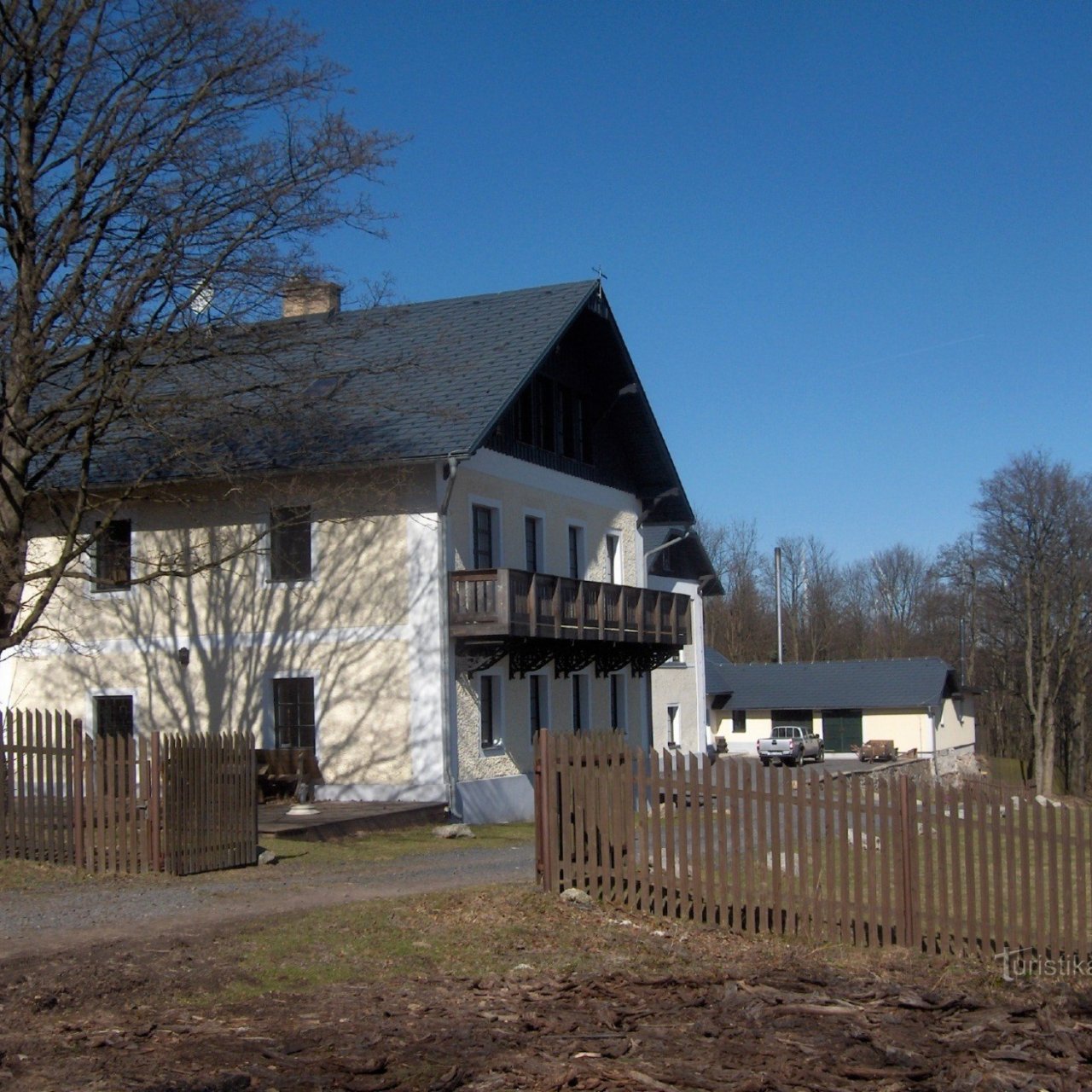 Lovecký zámeček Lniště