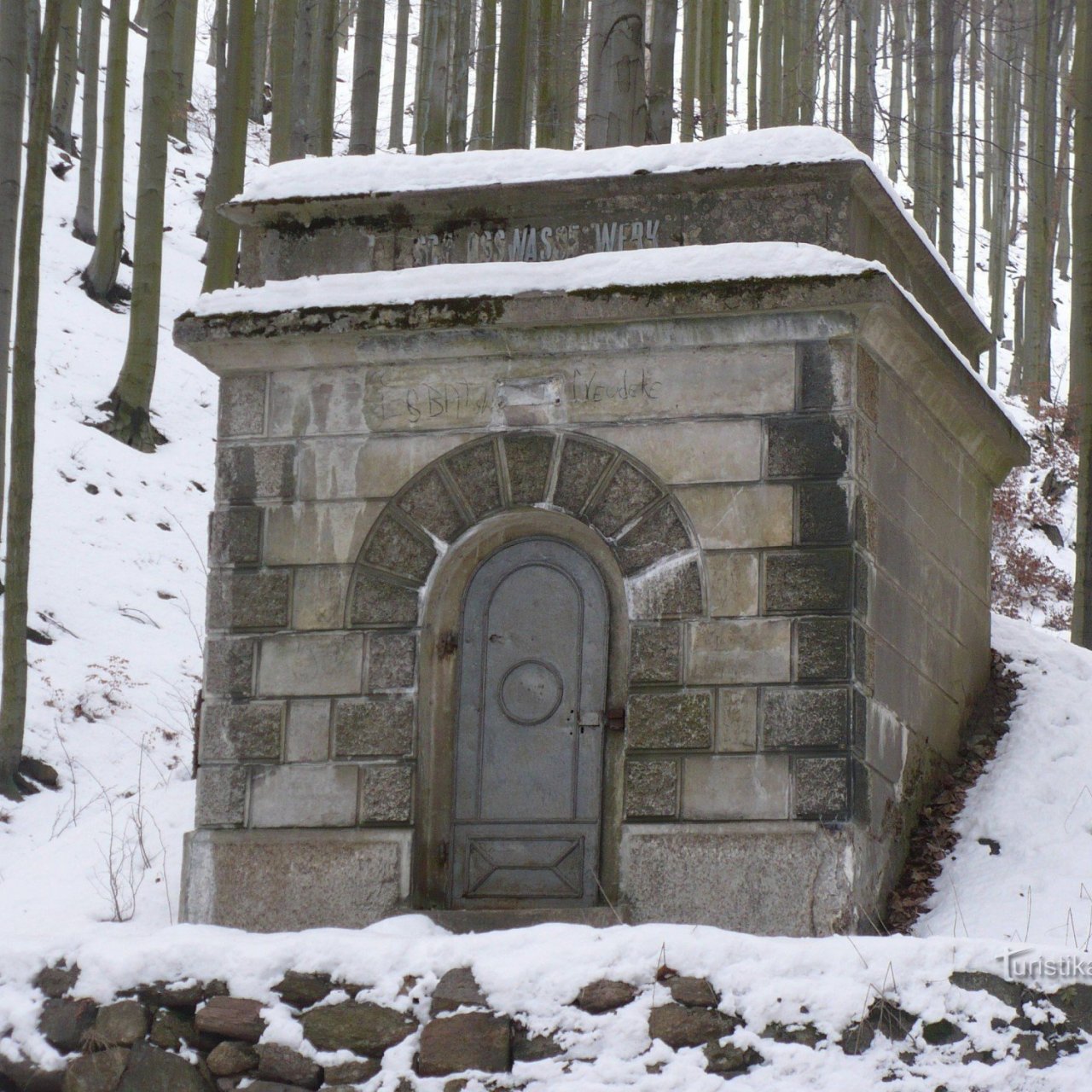 Vodárna u Jezeří 2