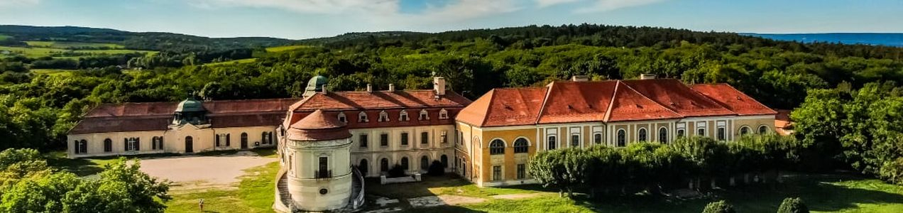 A weboldal bevezető illusztrációja