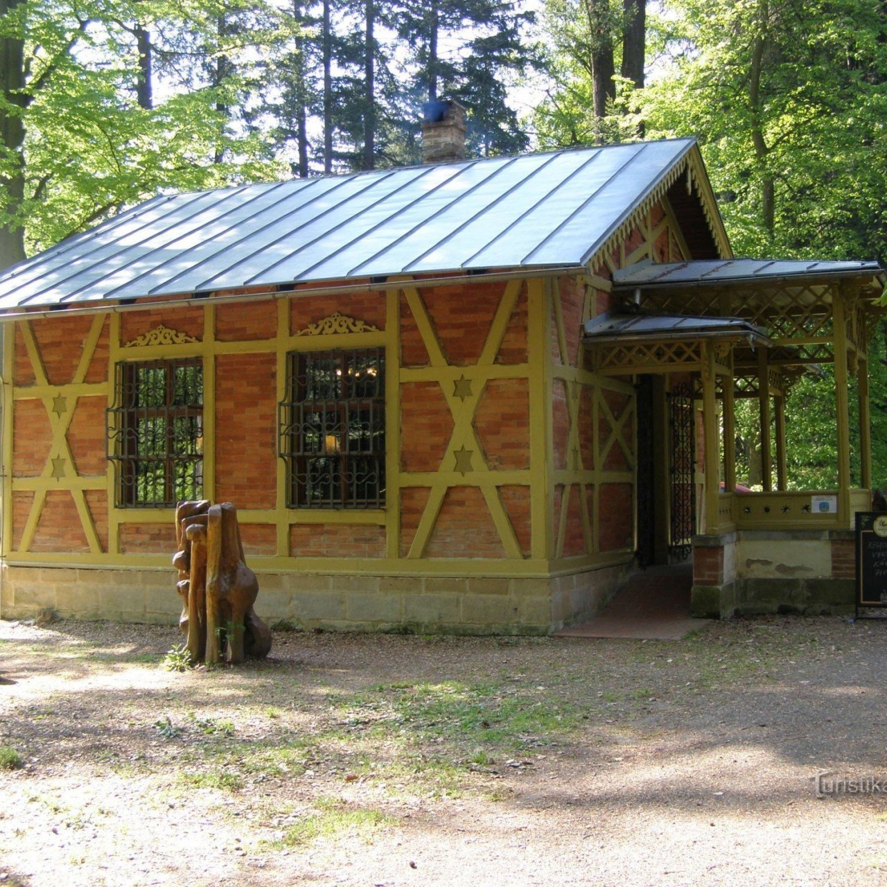 Arboretum Bukovina - sezónní informační středisko Správy CHKO Český ráj