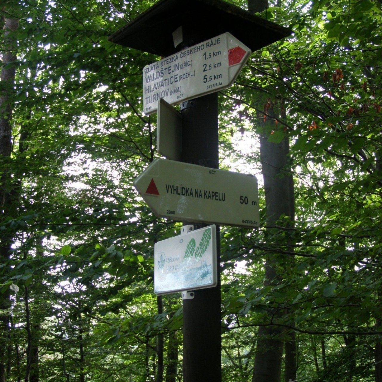 turistické rozcestí u Vyhlídky na Kapelu