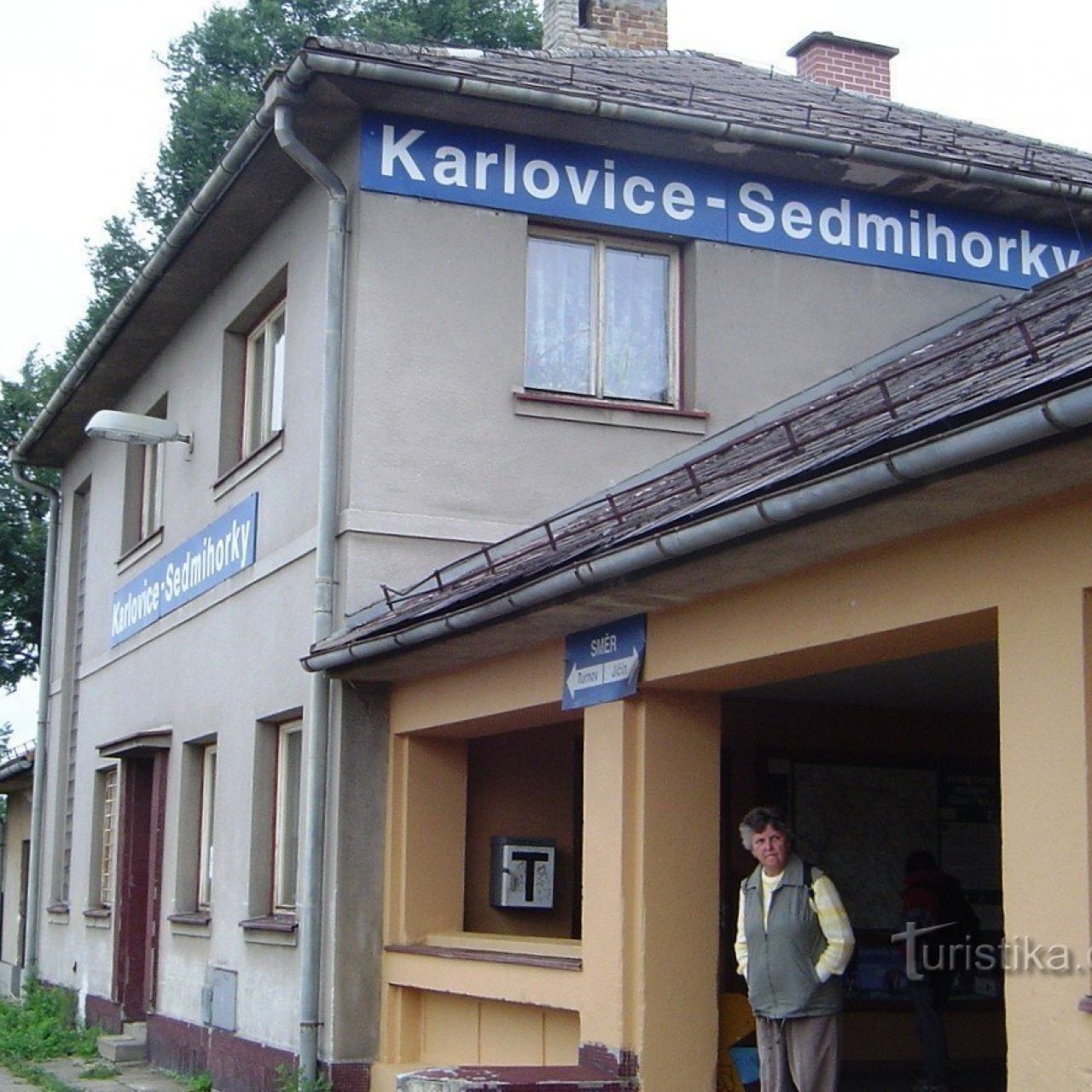 Karlovice-Sedmihorky - železniční stanice