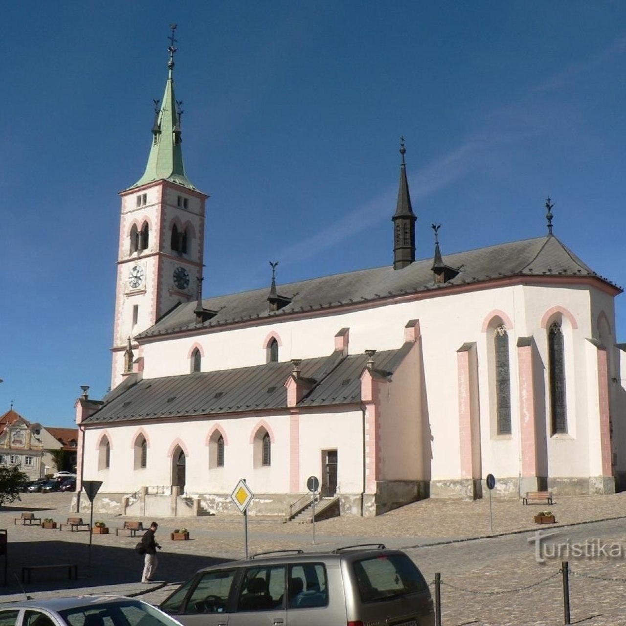 Děkanský chrám sv. Markéty v Kašperských Horách.