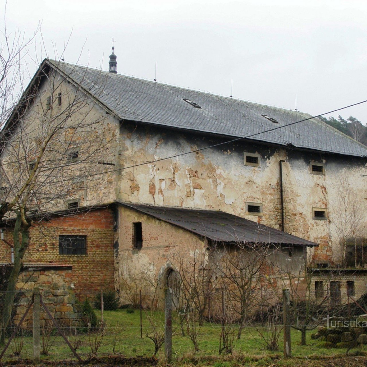 Konecchlumí - tvrz