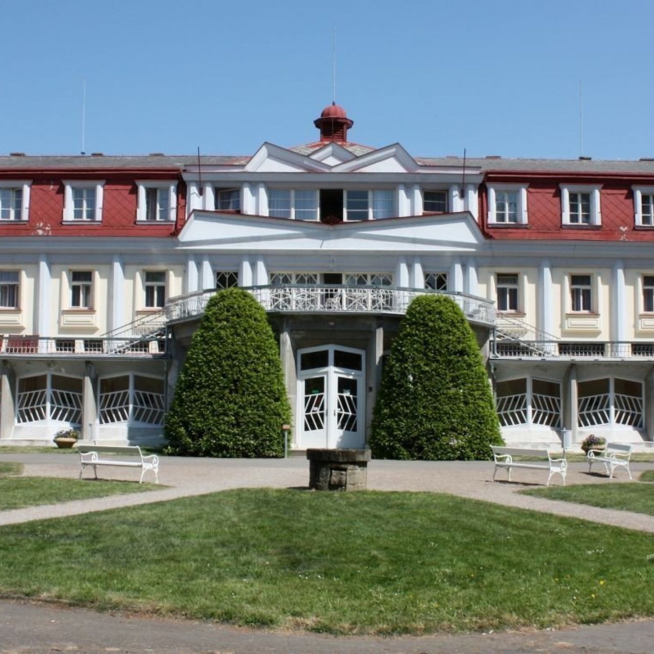 Lázně Bohdaneč - Pavilon Gočár
