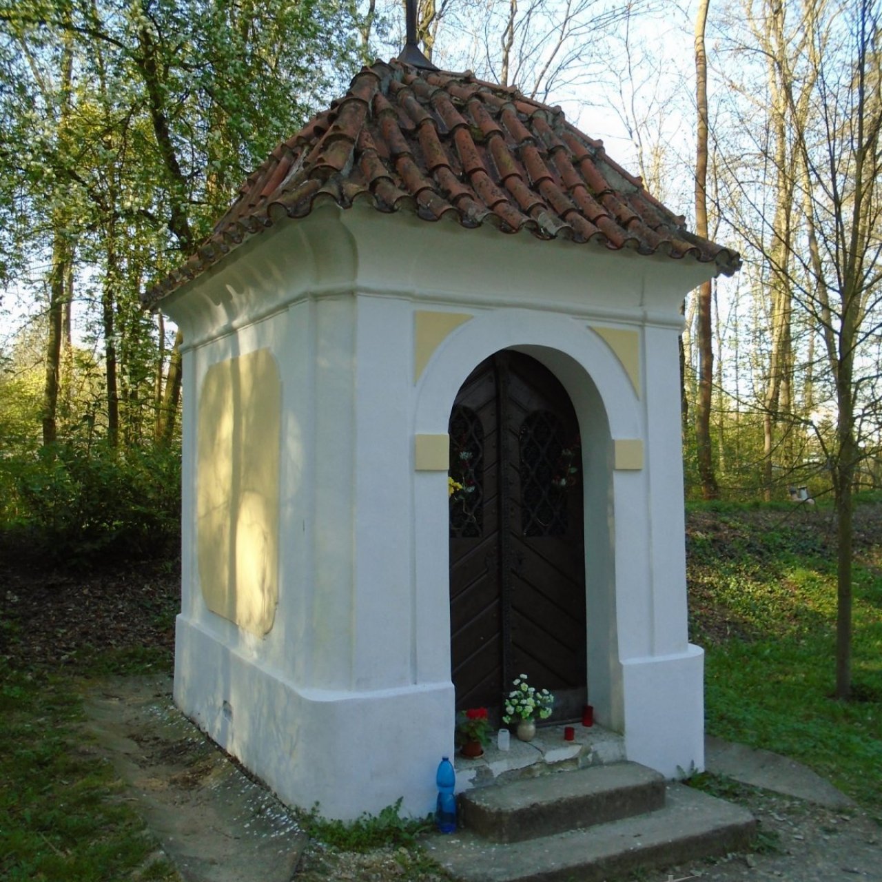 Kaplička Nanebevzetí Panny Marie v Lázních Bohdaneč
