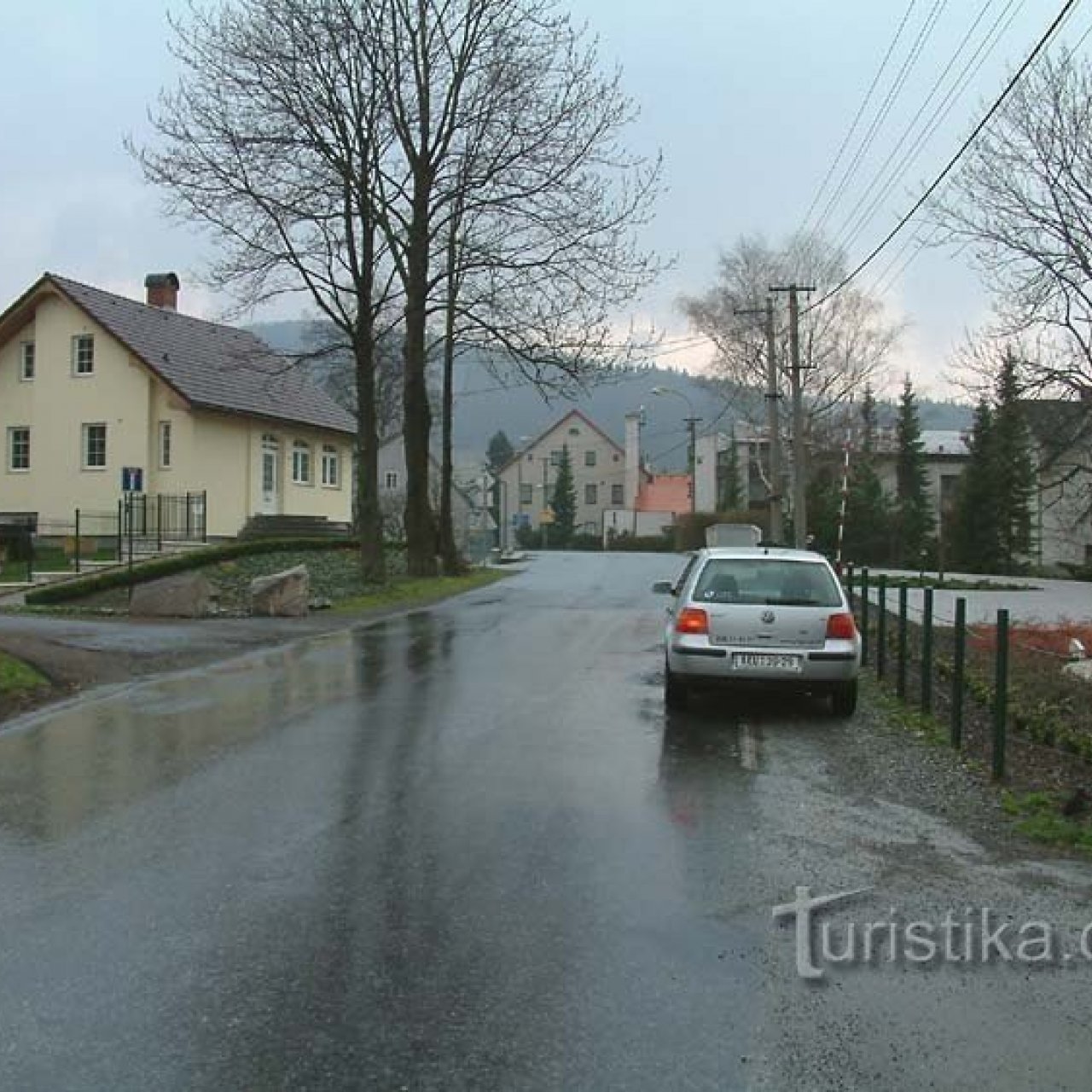 Horní Lipová - továrna