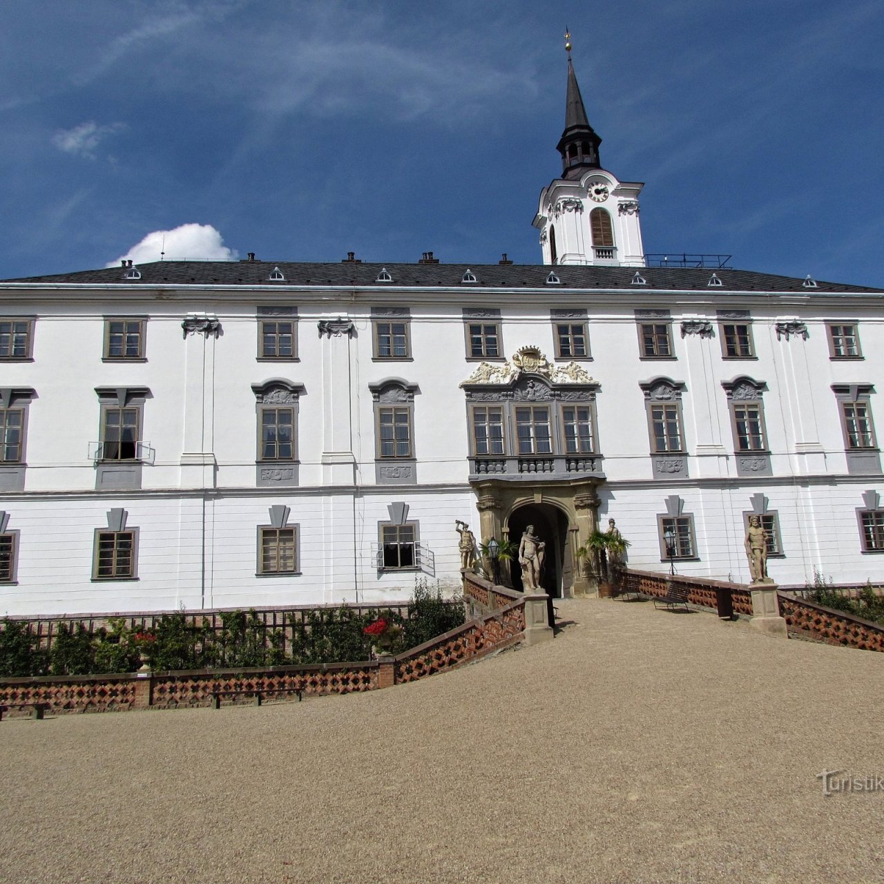 Lysice - prohlídka zámku