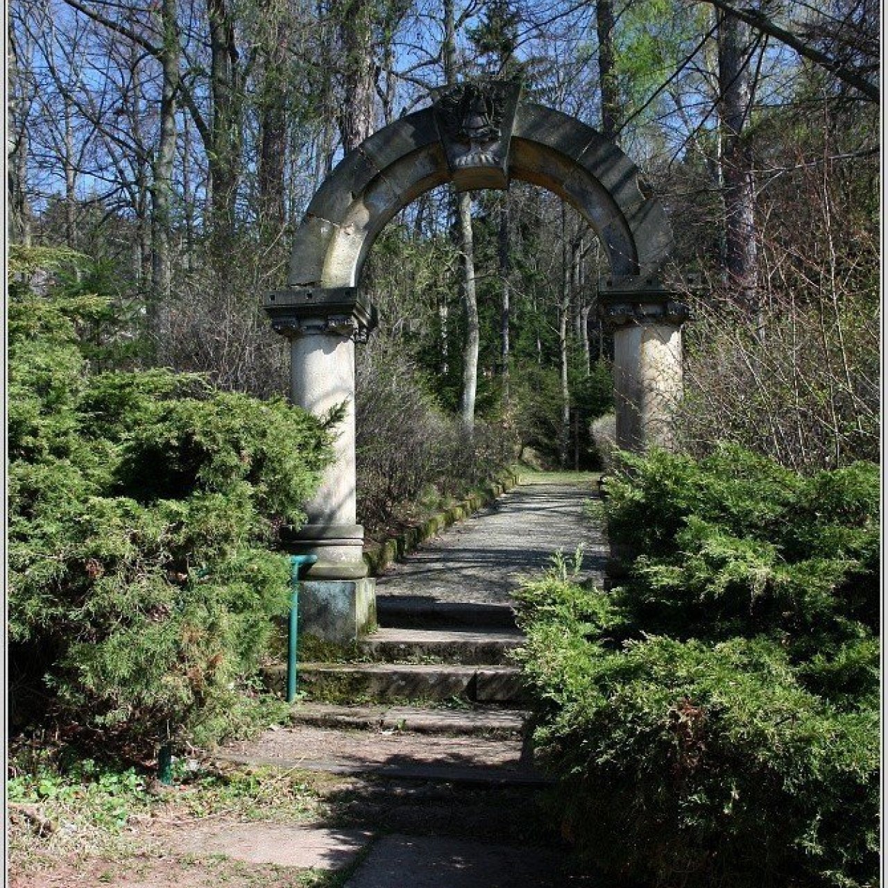 Mariánský sad v Malých Svatoňovicích