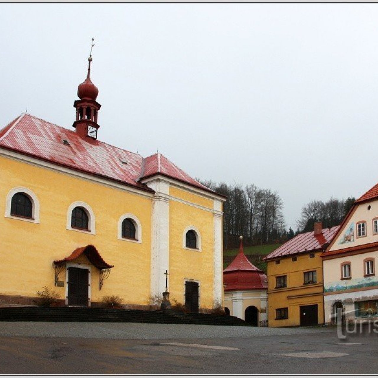 Malé Svatoňovice - kostel sv. Panny Marie Sedmiradostné