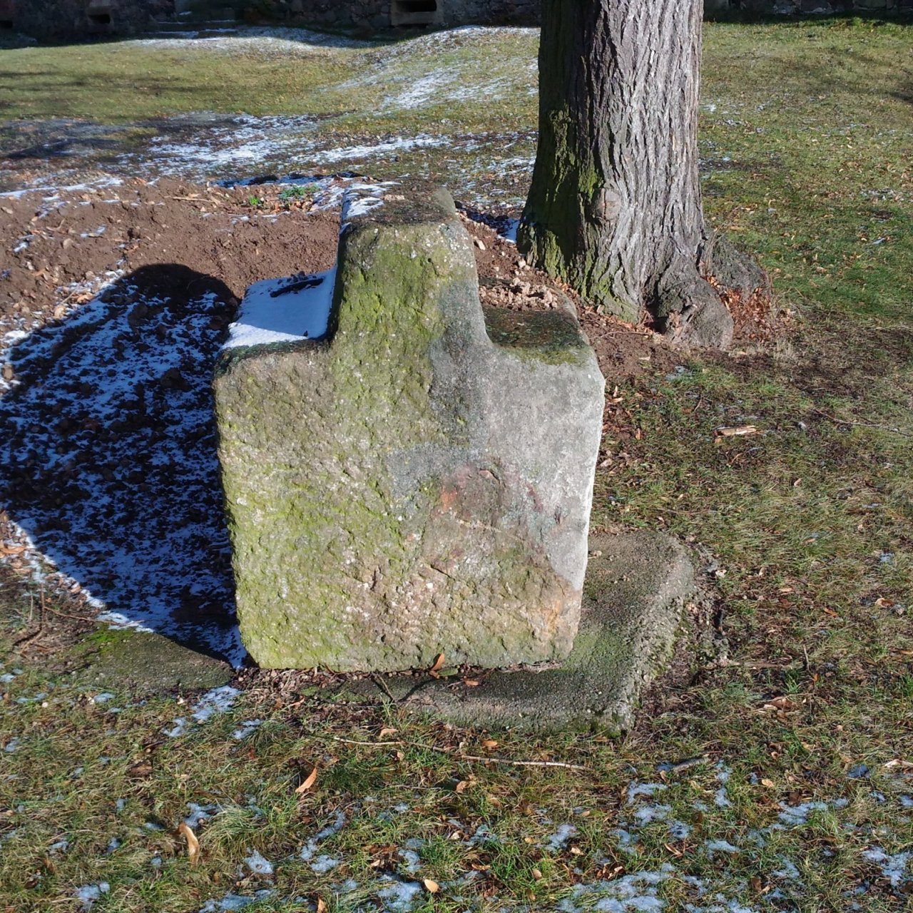 Odpočivný kámen v Mašťově.