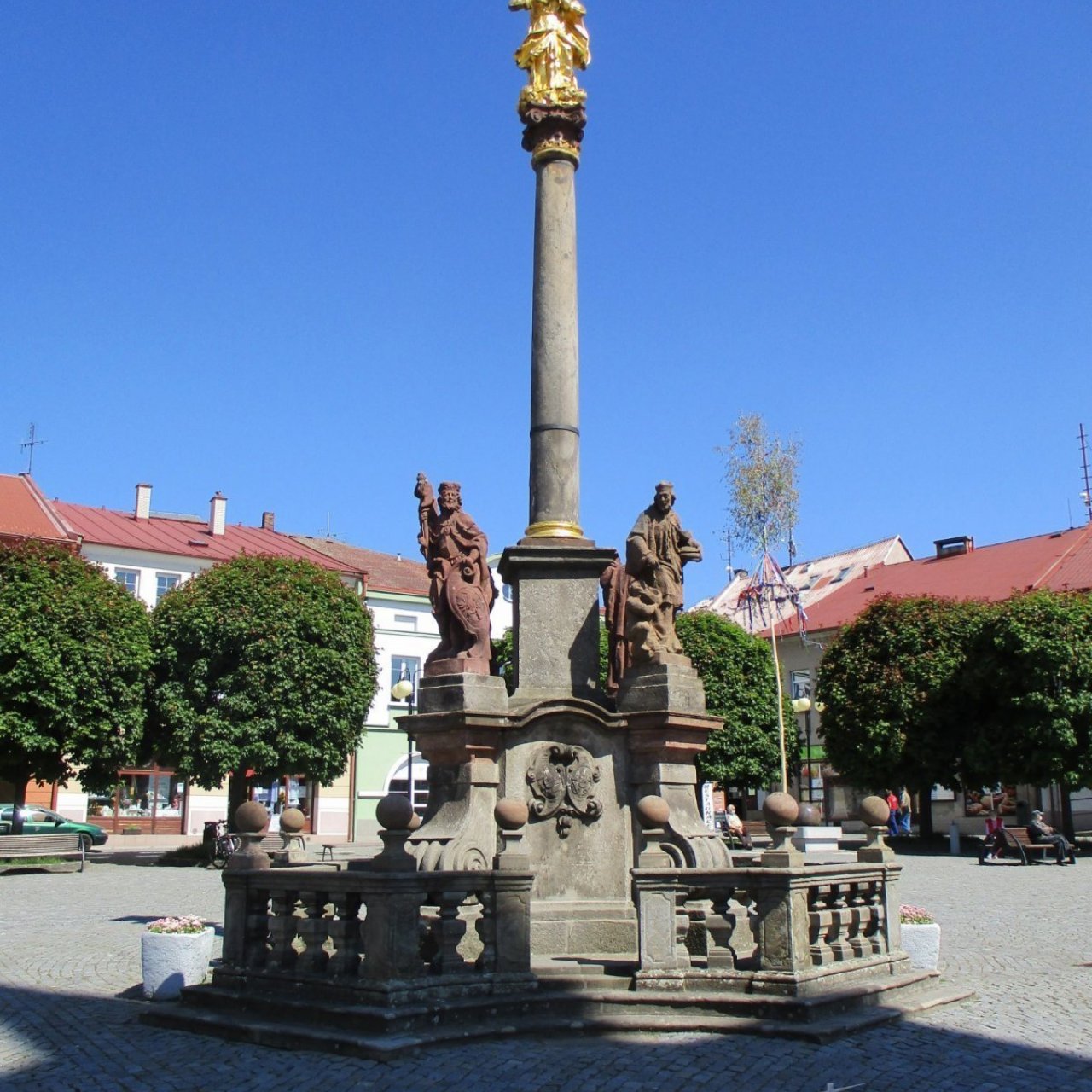 Mariánský sloup v Dobrušce