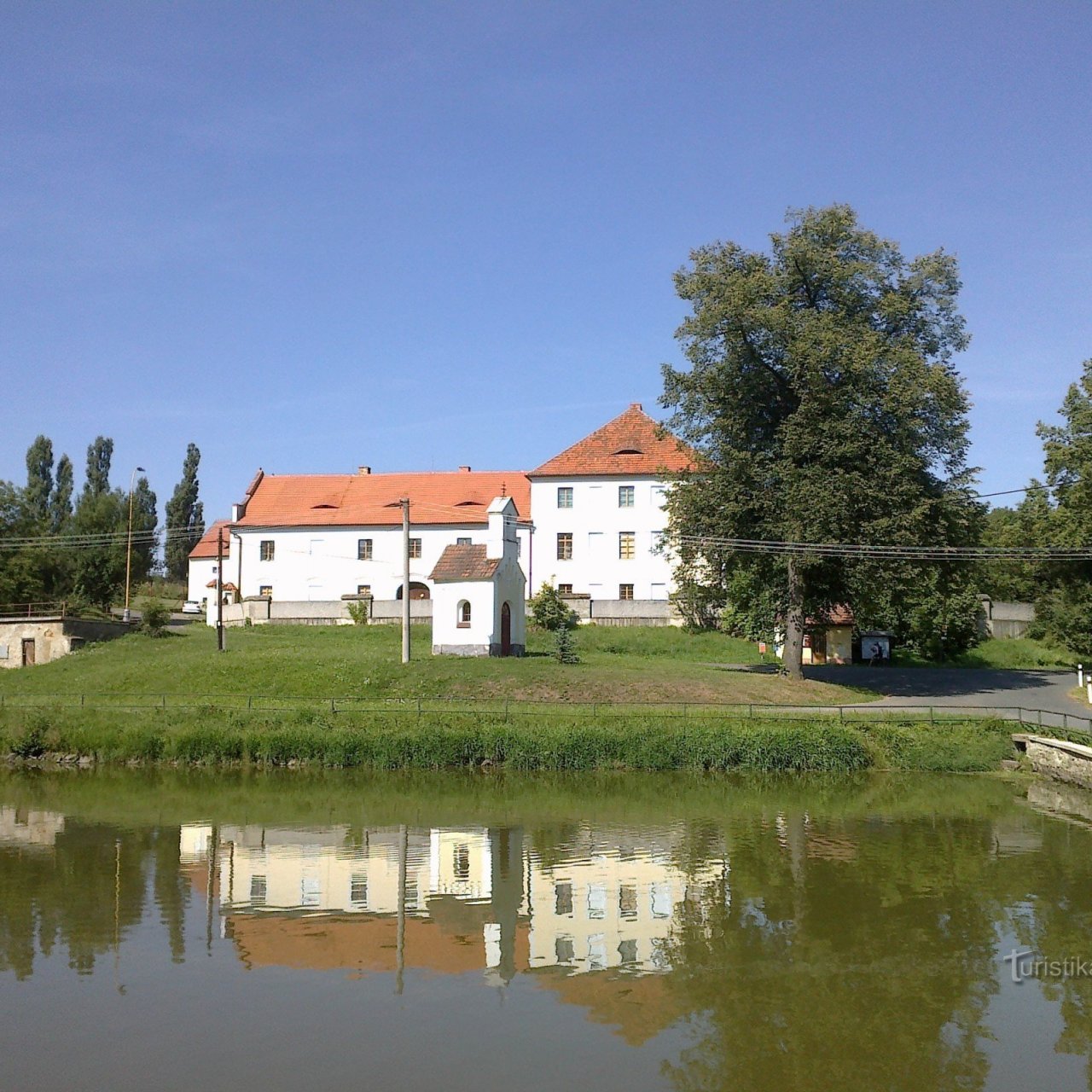 Zámek Růžkovy Lhotice.