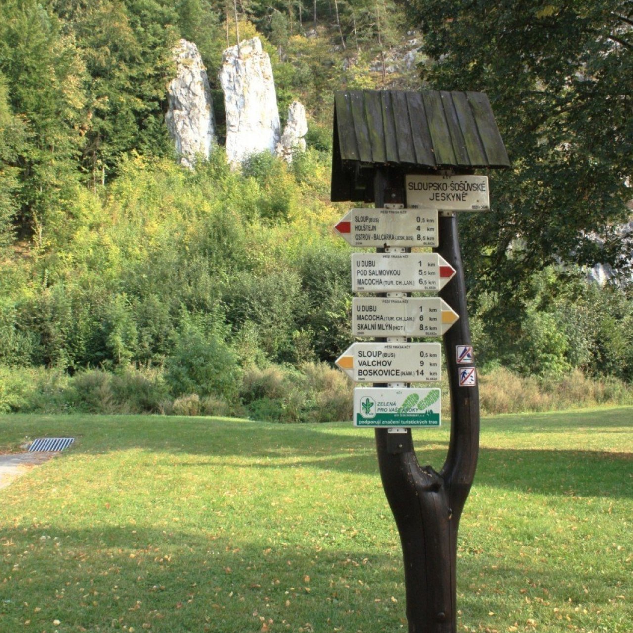 Turistické rozcestí Sloupsko-šošůvské jeskyně