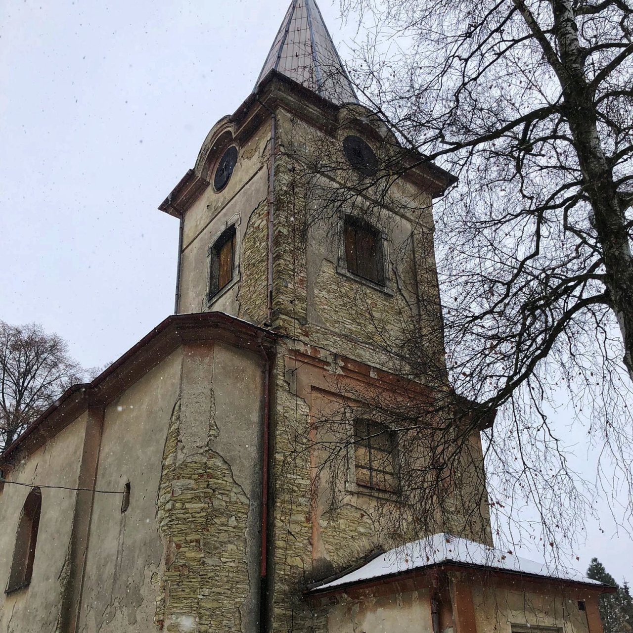 Filiální kostel sv. Jiljí, opata, Platěnice