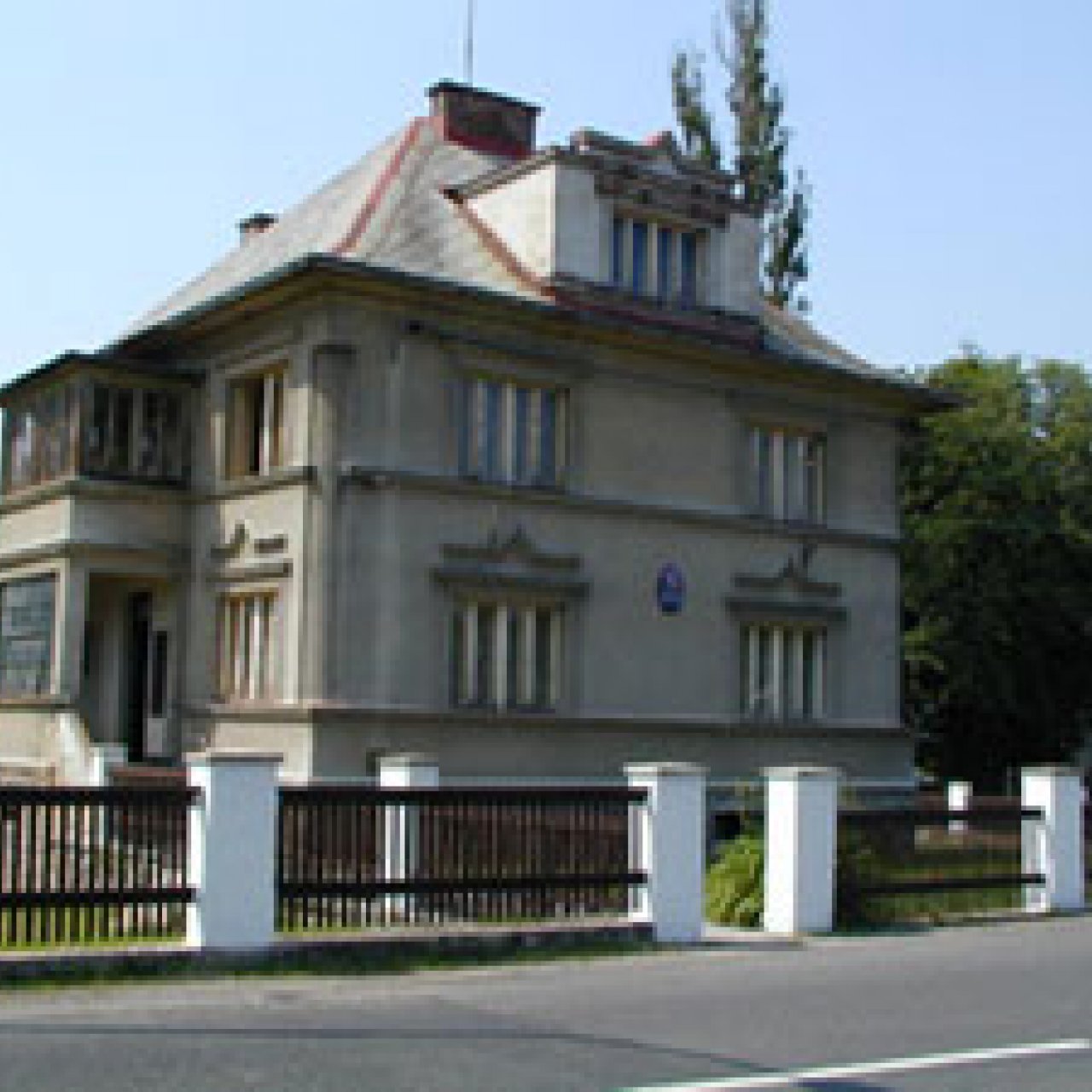 Obrázek - Obecní úřad Lovečkovice