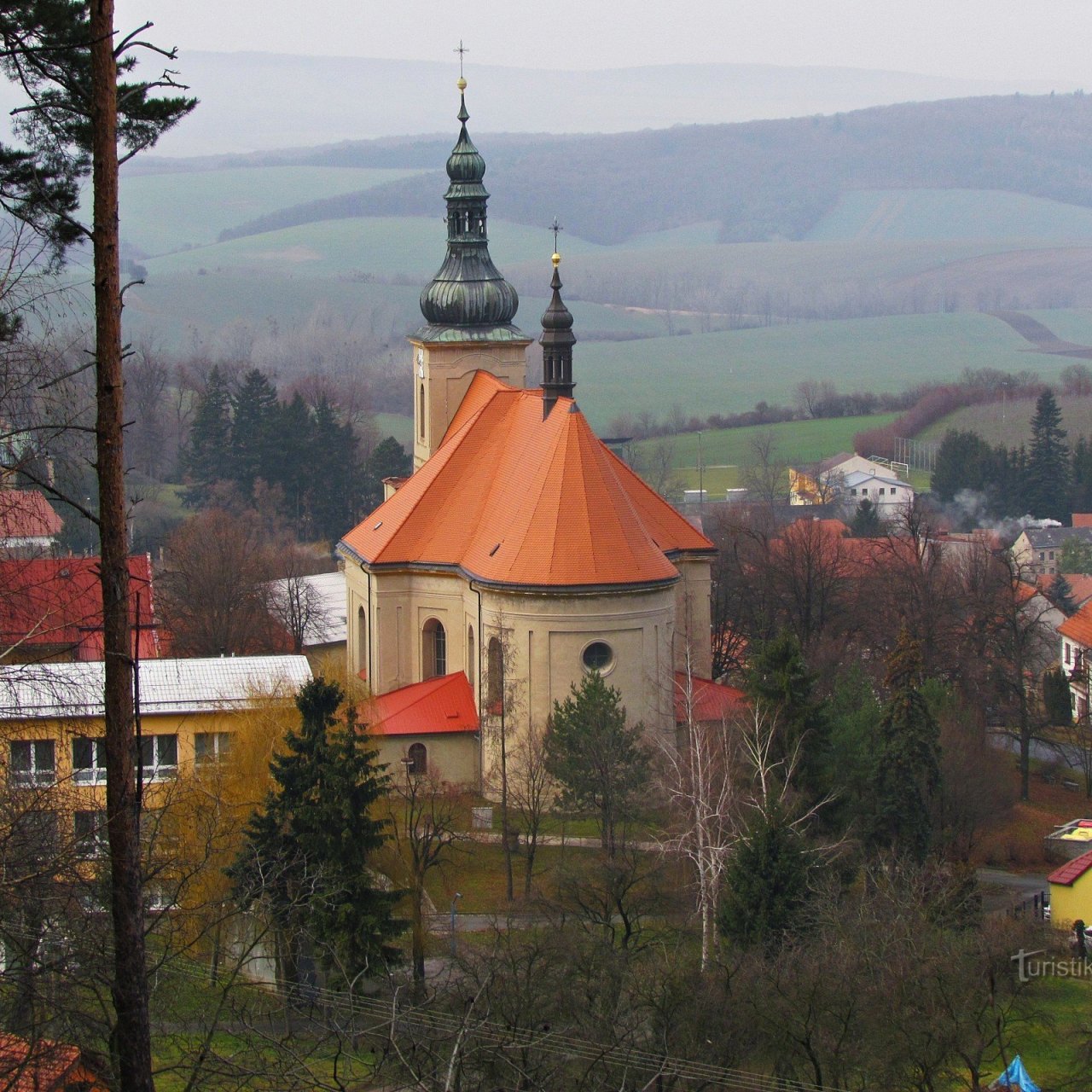 Chřiby - kostel Nanebevzetí P.Marie ve Střílkách