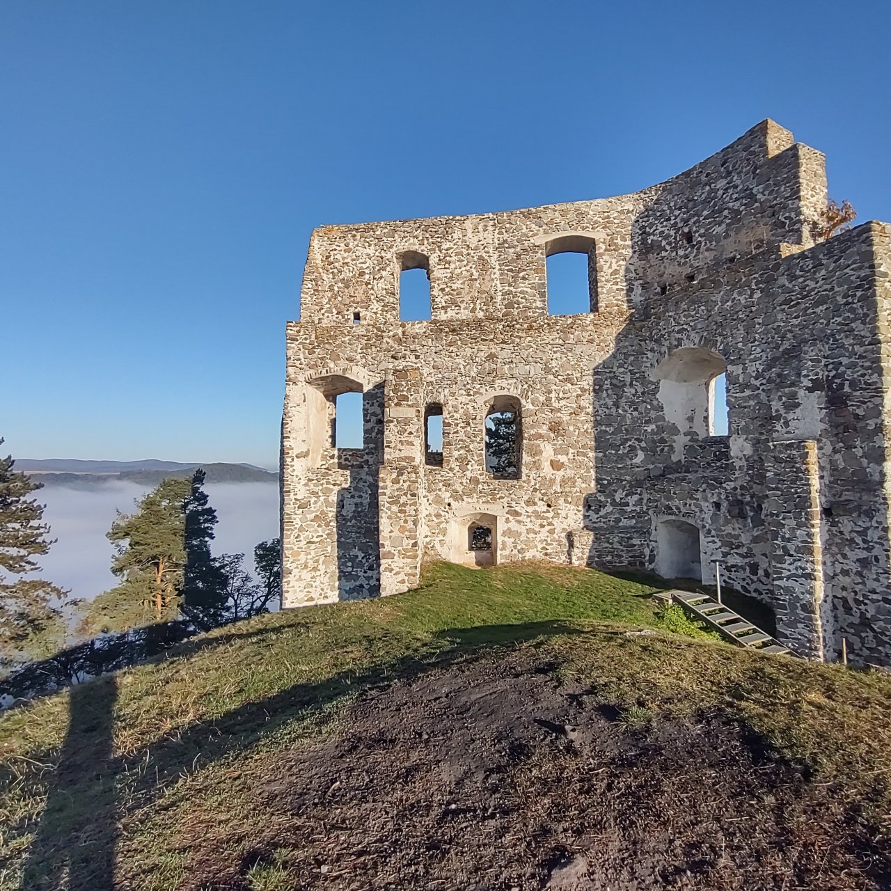 Hrad Dobrá Niva