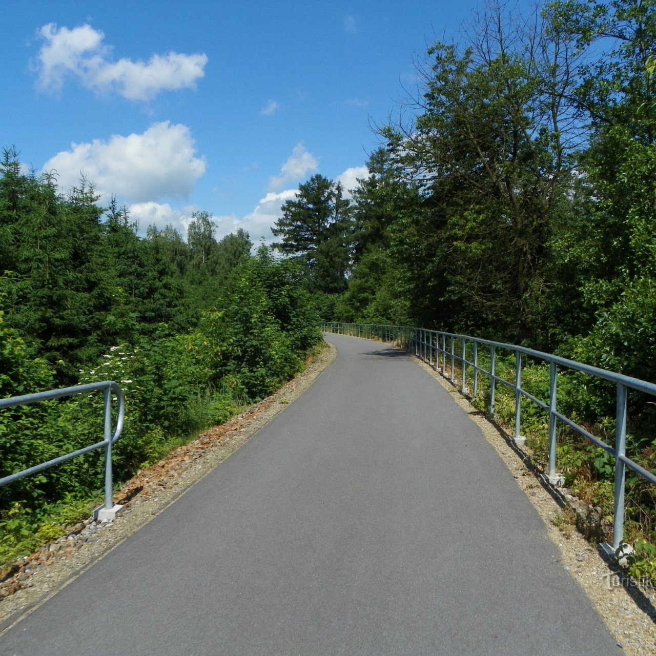 Cyklostezka Přibyslav–Sázava