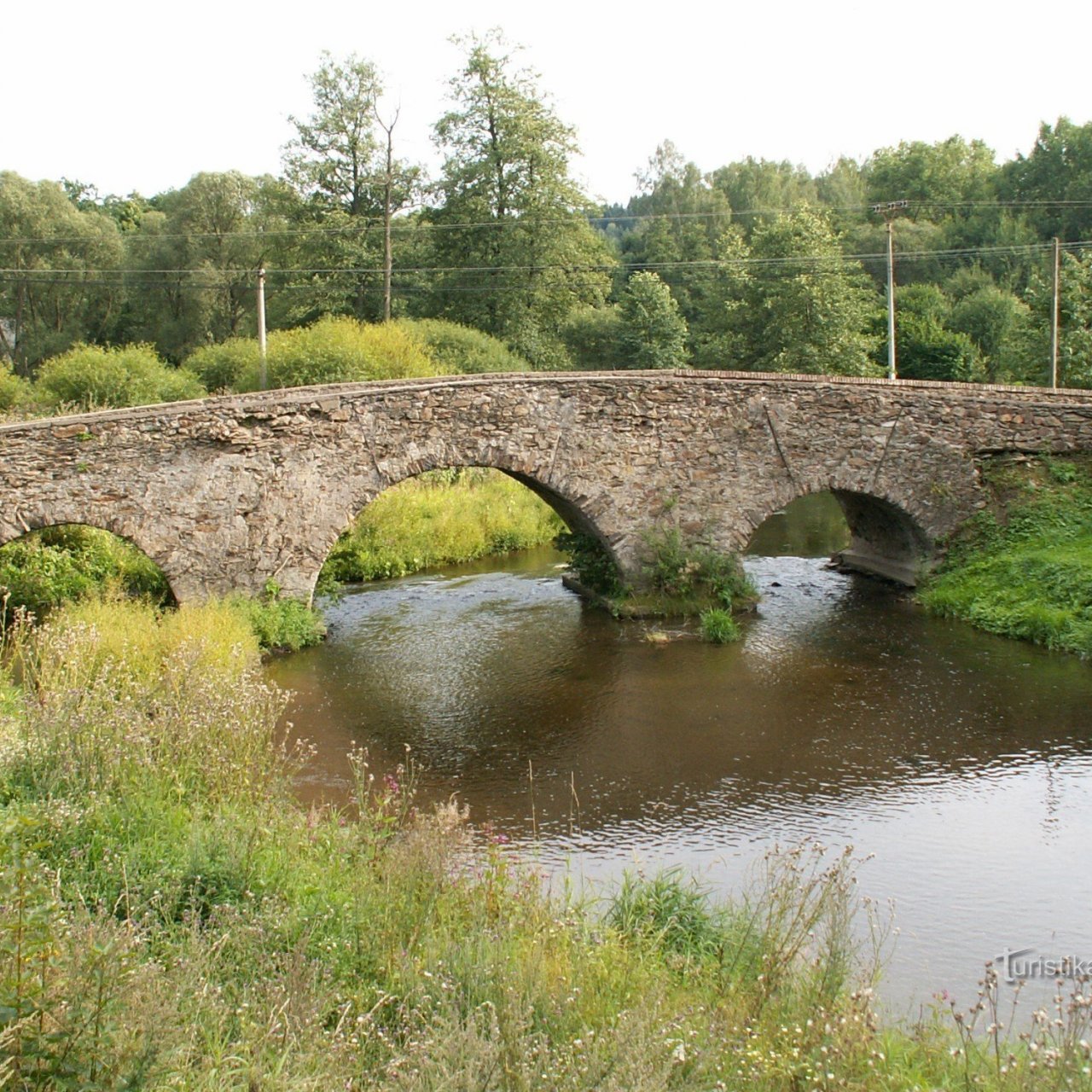 Historický kamenný most – Ronov