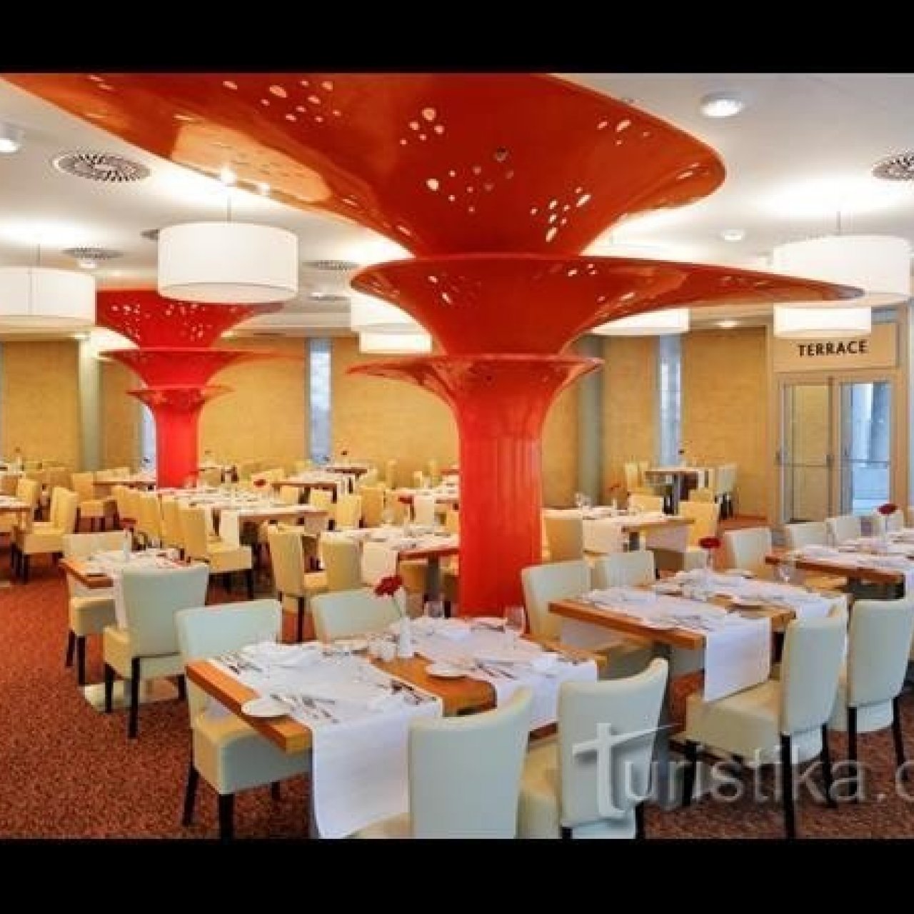 Aquapalace Hotel Prague ****