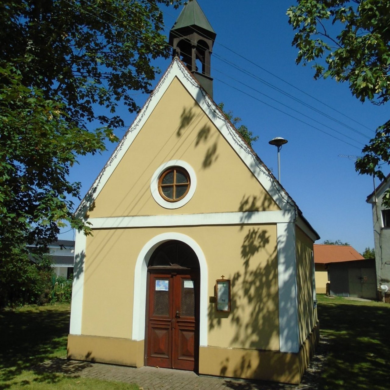 Kaple sv. Jana Nepomuckého v Rábech