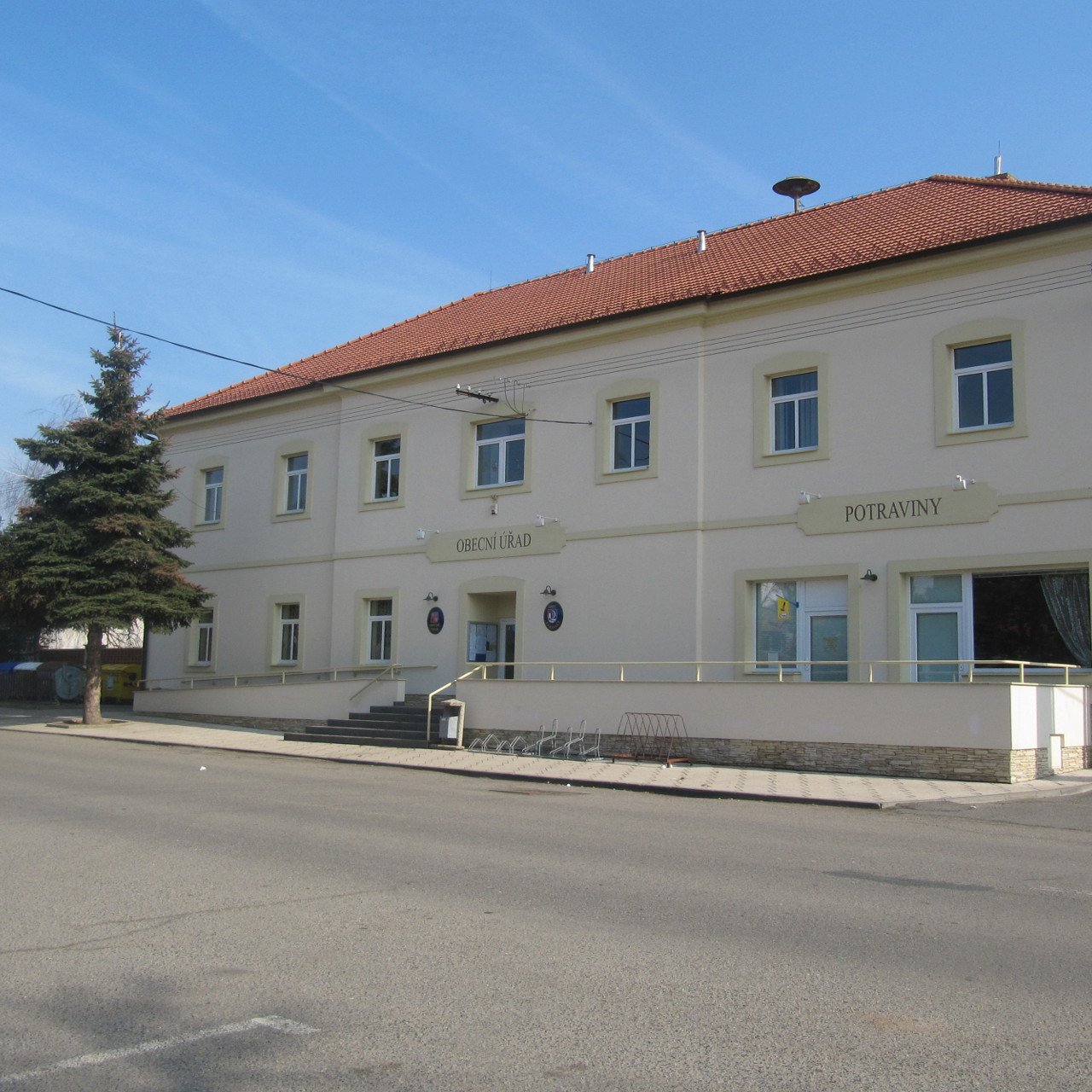 Bild - Obecní úřad Šaratice
