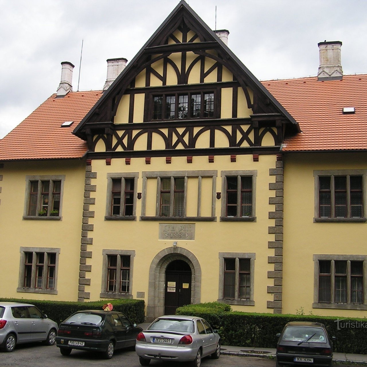 Slatiňany – hřebčín