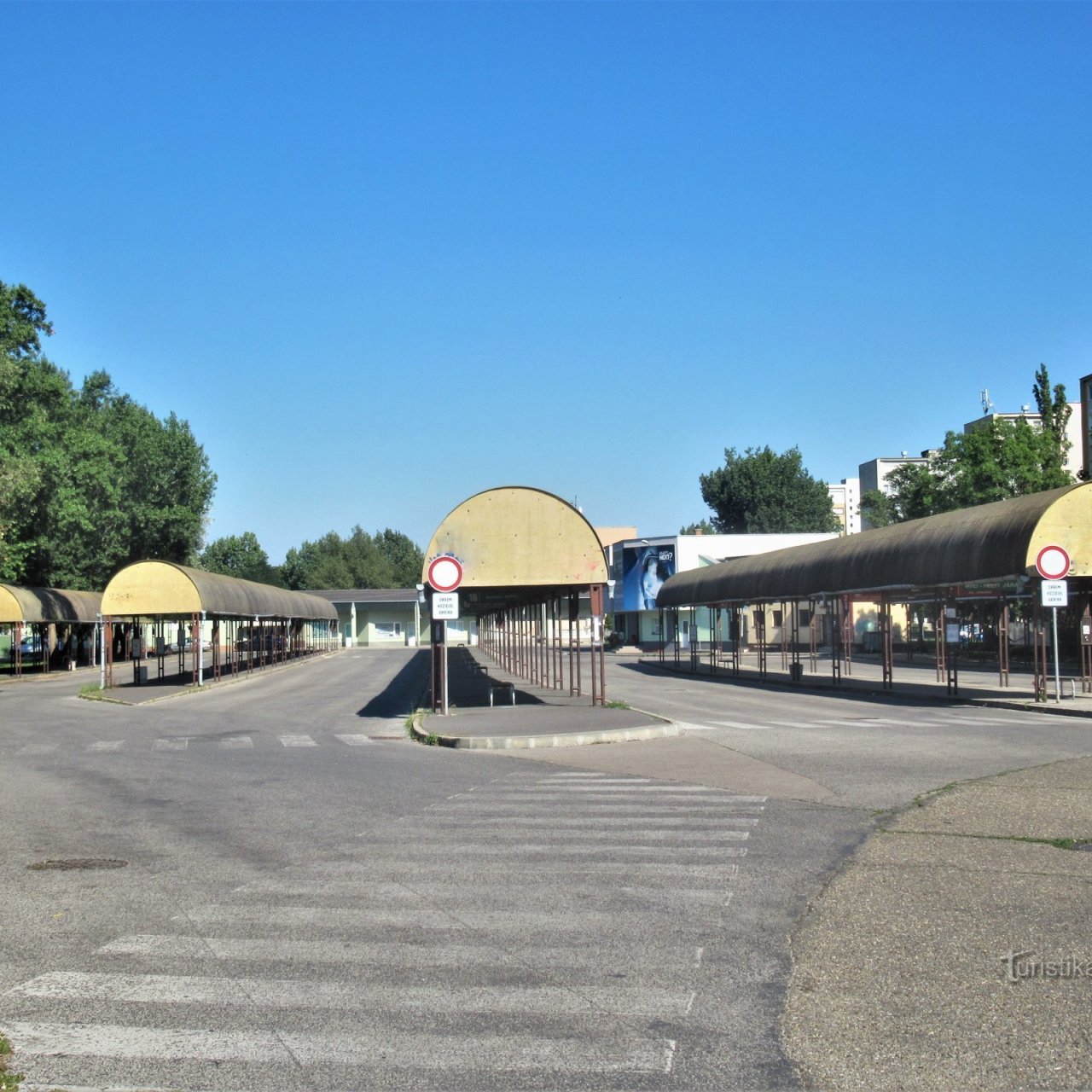 Komárno - autobusové nádraží