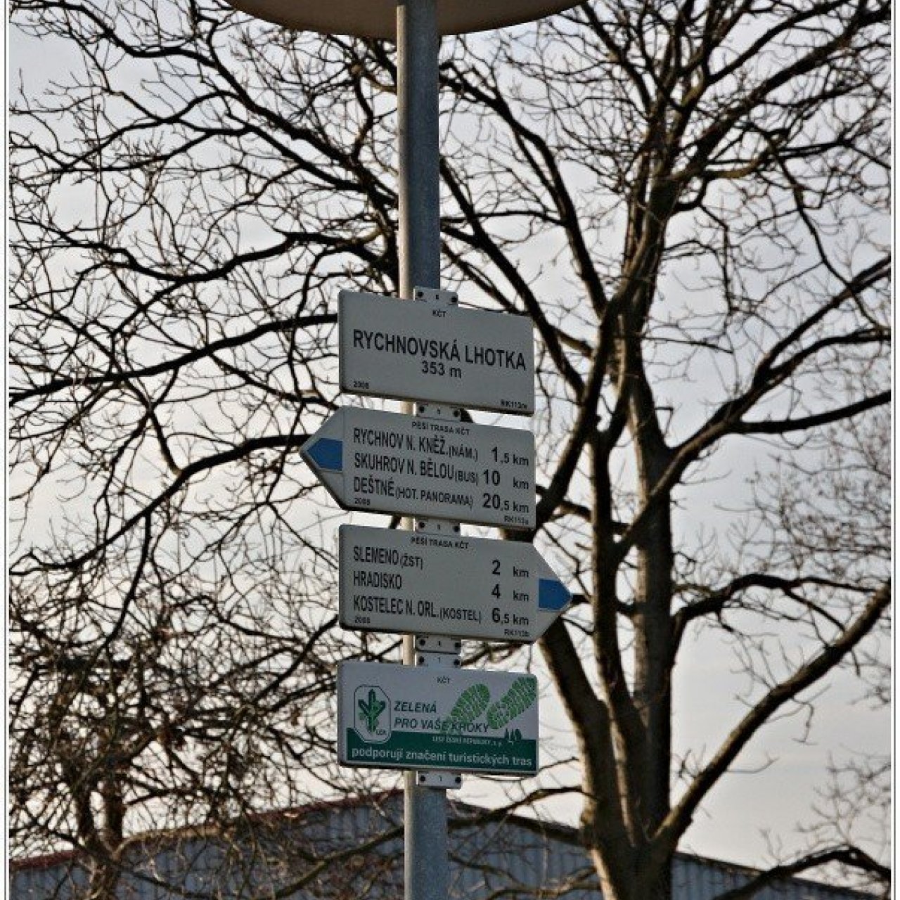 Turistický rozcestník Rychnovská Lhotka