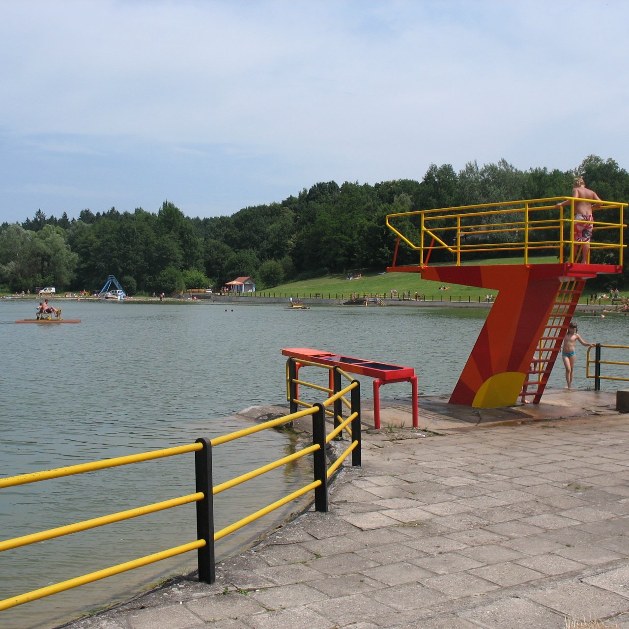 Koupací přehrada Lučina