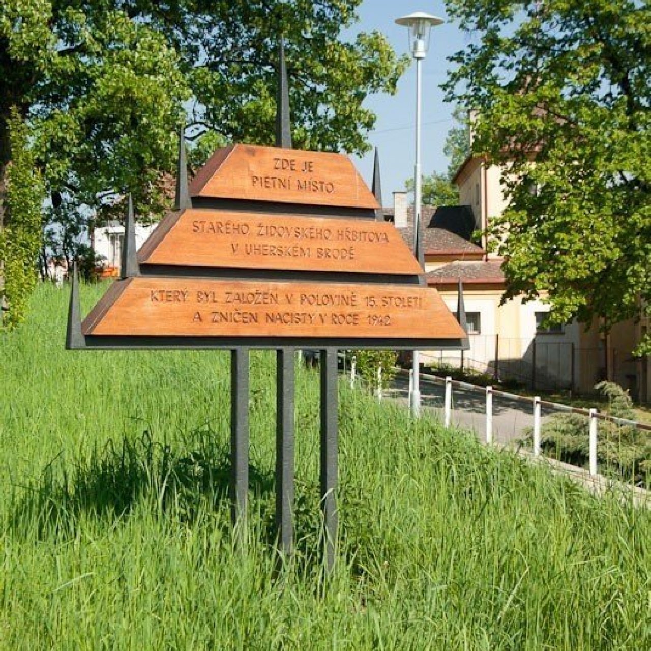 Uherský Brod -Starý židovský hřbitov