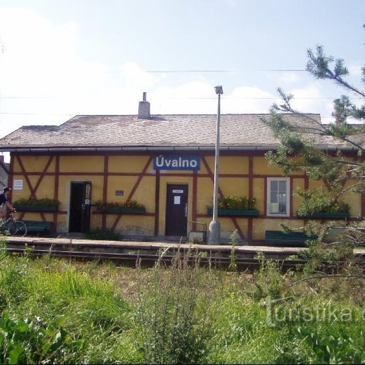 Úvalno - žst.