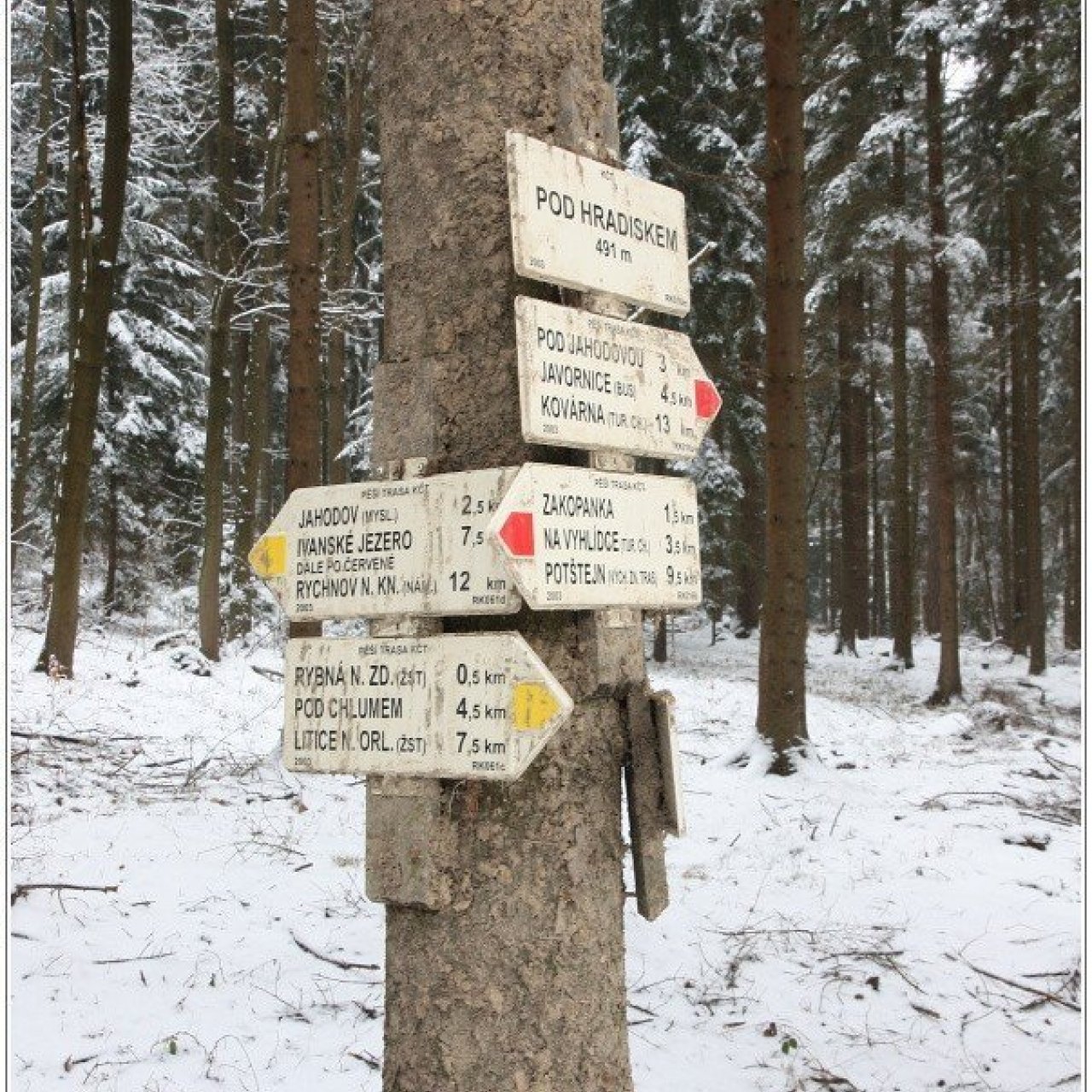 Turistické rozcestí Pod Hradiskem