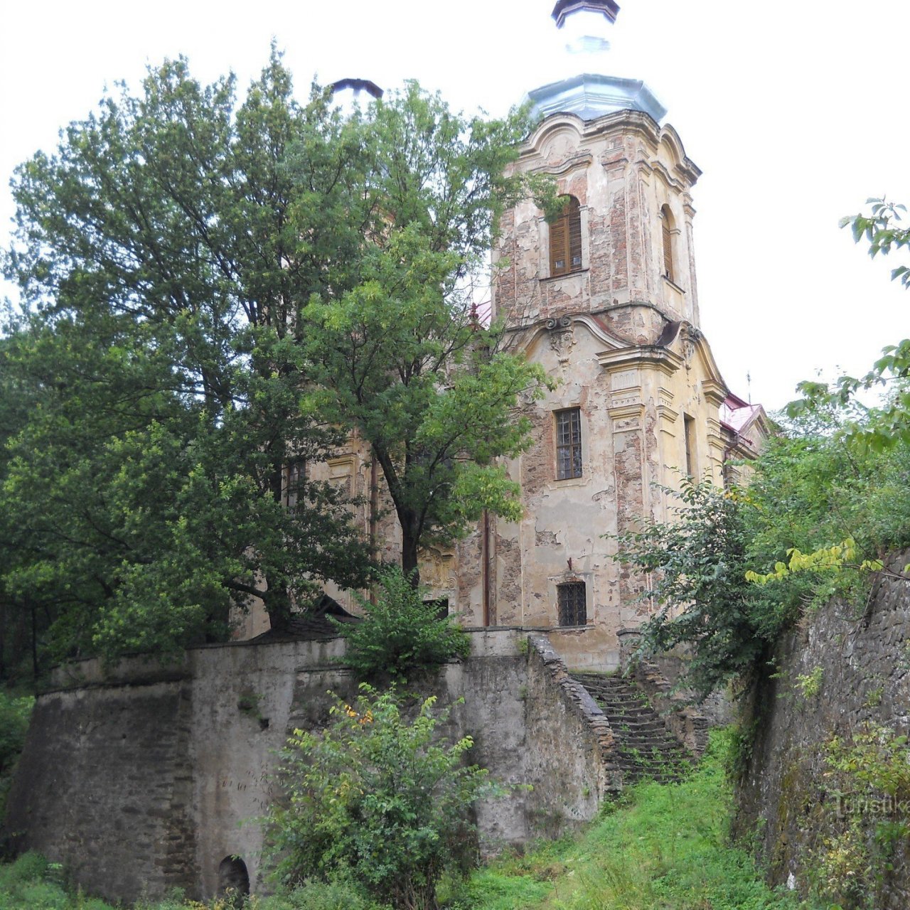 Skoky - kostel Navštívení Panny Marie