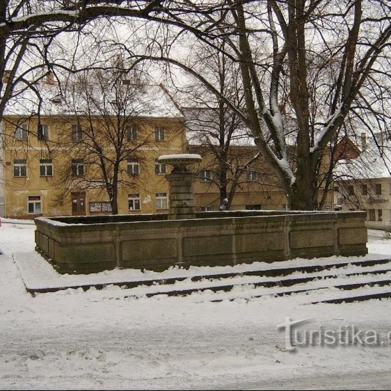 Žulová kašna